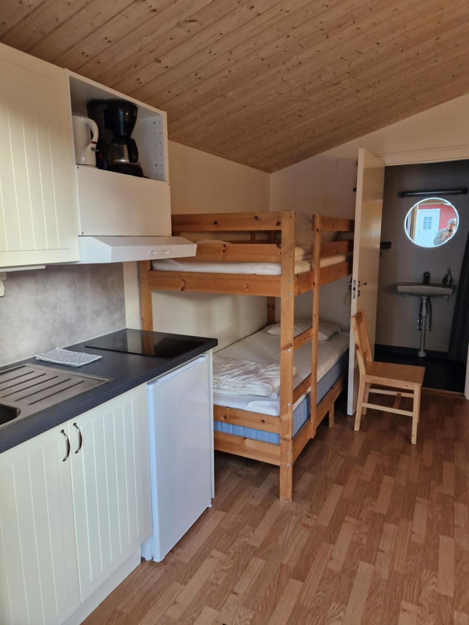 Lovsjoebadens Feriehus *